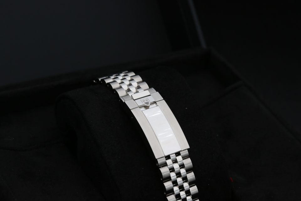 Tudor Black Bay 54 M79000-0001 Image 3